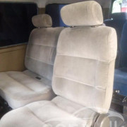 NISSAN CARAVAN 1995