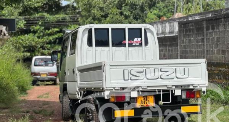 ISUZU CREW CAB 1986