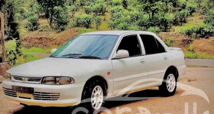 MITSUBISHI LANCER CB8 1992