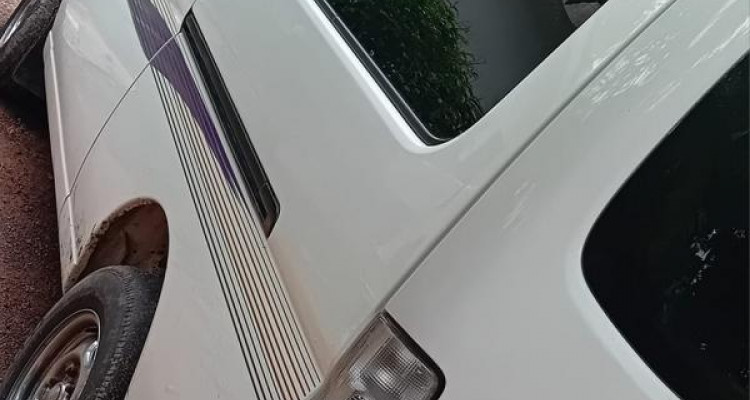 NISSAN CARAVAN 2006