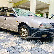 Ниссан Авенир 1996