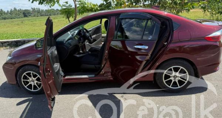HONDA GRACE 2015