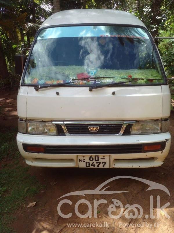 NISSAN CARAVAN 1981