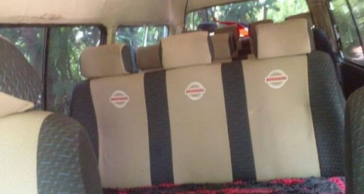 NISSAN CARAVAN 1981