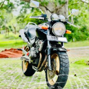 HONDA HORNET 2016