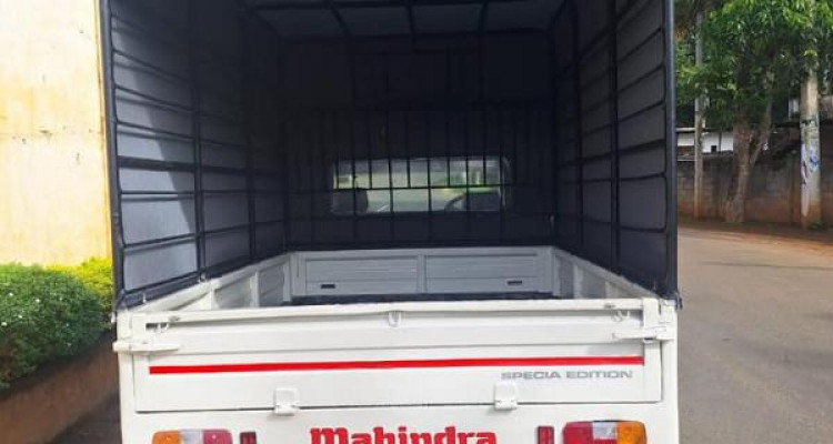 MAHINDRA BOLERO 2010