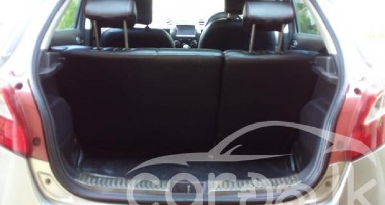 MAZDA DEMIO 2010