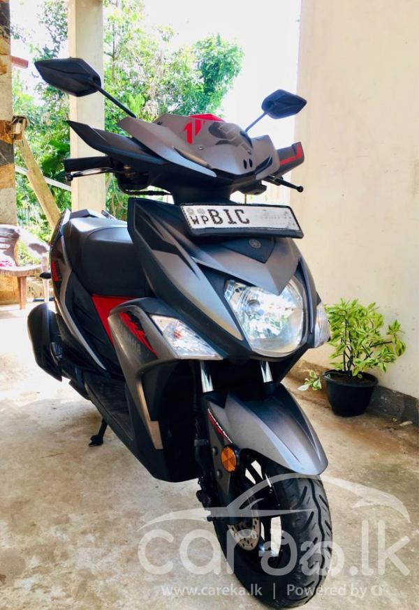 YAMAHA RAY 2019