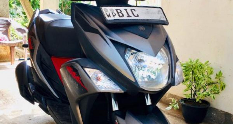 YAMAHA RAY 2019