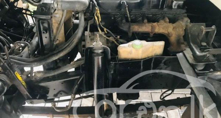 ISUZU 250 1990
