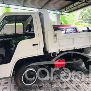 ISUZU 250 1990