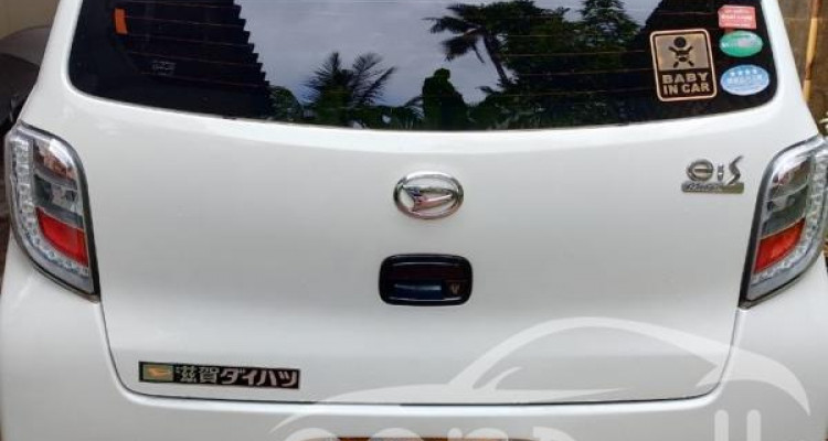 DAIHATSU MIRA 2016