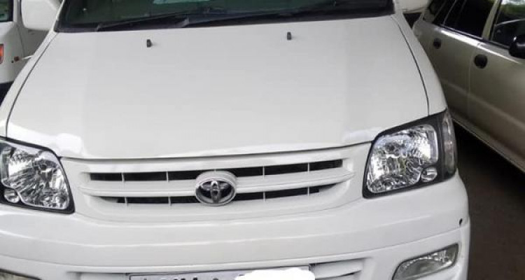 TOYOTA NOAH KR42 1999
