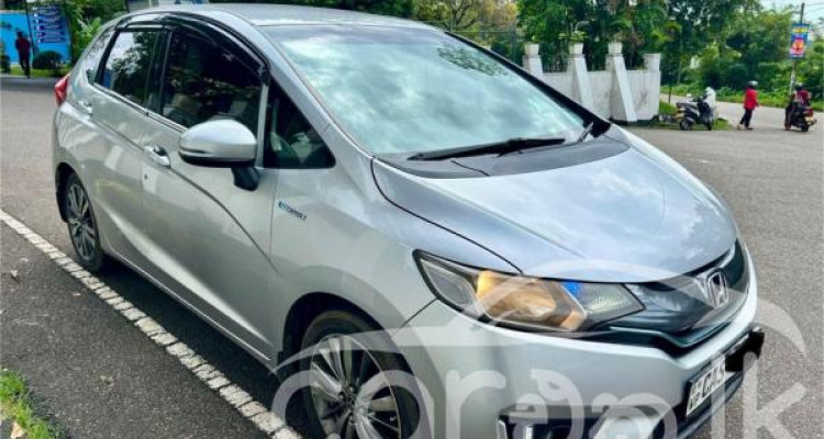 HONDA FIT GP5 2014