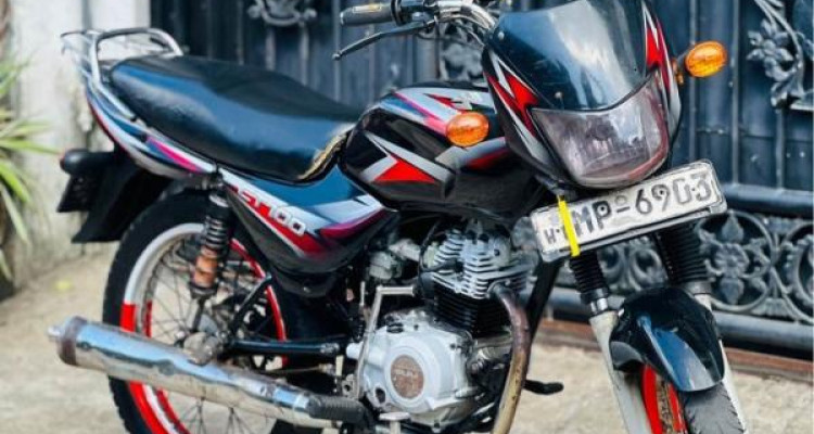 BAJAJ CT100 2005