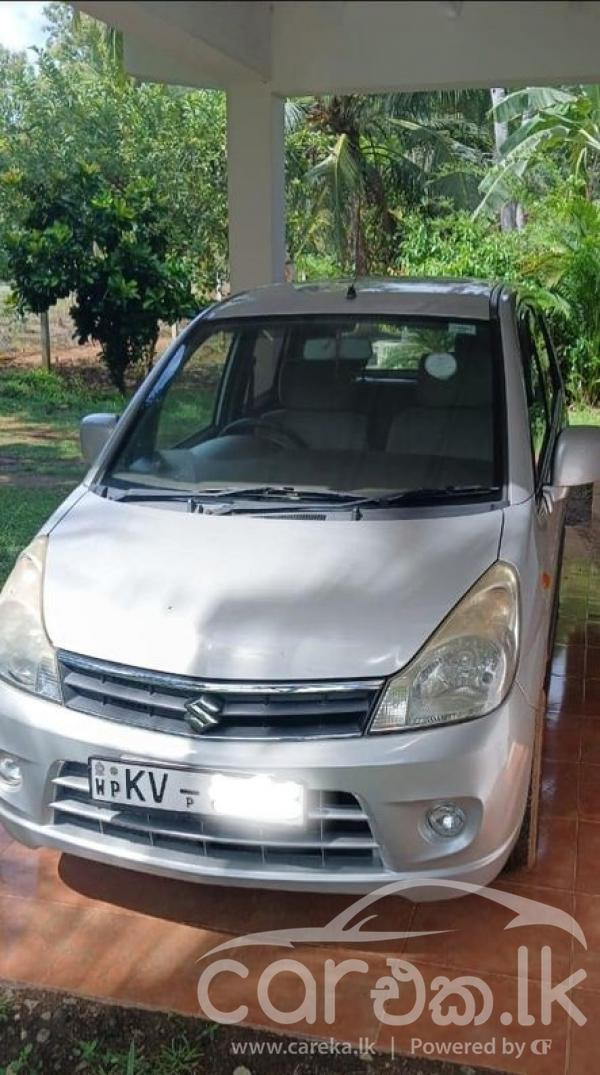 SUZUKI ESTILO 2013