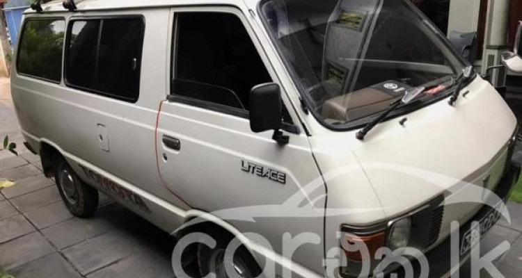 TOYOTA LITEACE CM20 1982
