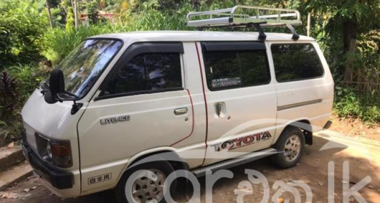 TOYOTA LITEACE CM20 1982