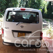NISSAN NV200 2011