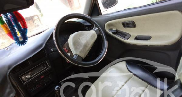 NISSAN DOCTOR SUNNY 1992