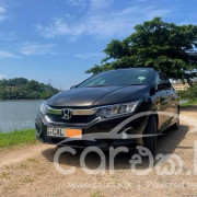 HONDA GRACE 2015