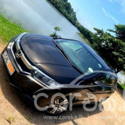 HONDA GRACE 2015