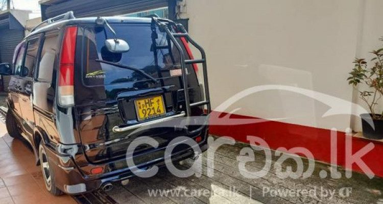 TOYOTA NOAH CR42 1999