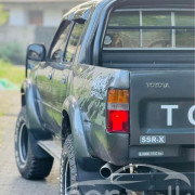 TOYOTA HILUX 1993