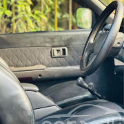 TOYOTA HILUX 1993