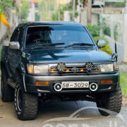 TOYOTA HILUX 1993