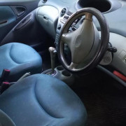 TOYOTA VITZ 2000