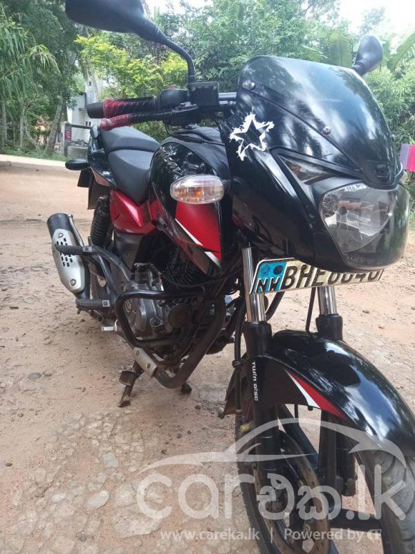 BAJAJ PULSAR 150 2018