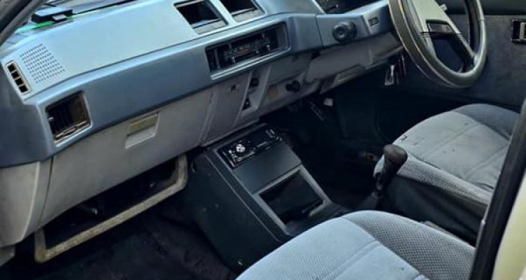 MITSUBISHI LANCER C12 1985