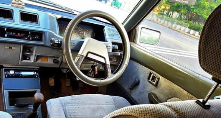 MITSUBISHI LANCER C12 1985
