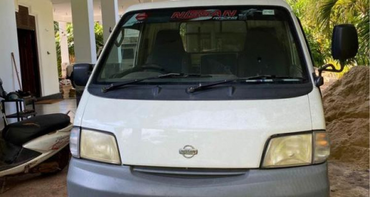 NISSAN VANETTE 2003