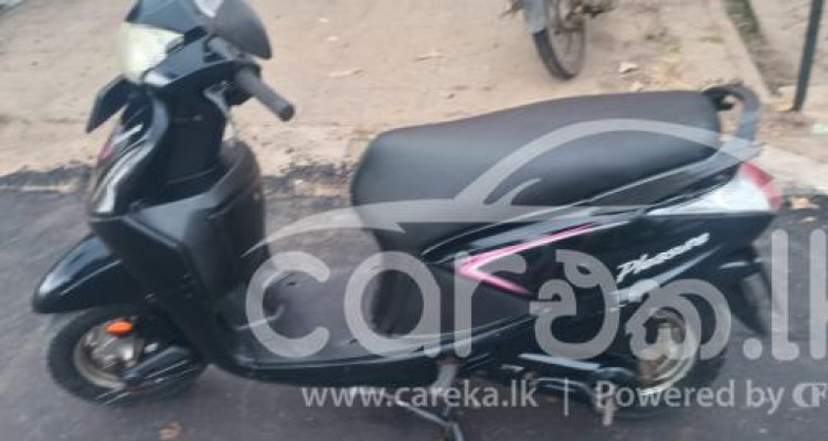 HONDA DIO 2015