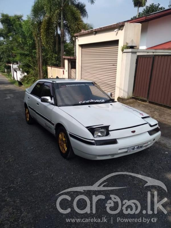 MAZDA ASTINA 1989