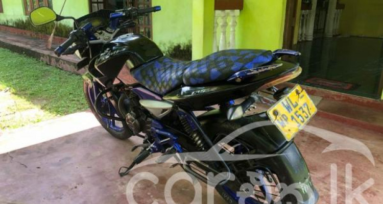BAJAJ PULSAR 2012