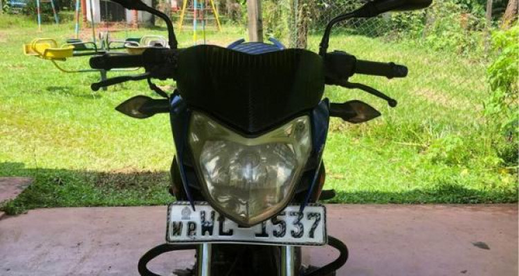 BAJAJ PULSAR 2012