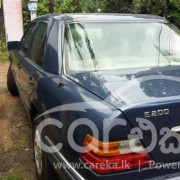 MERCEDES BENZ E200 1993