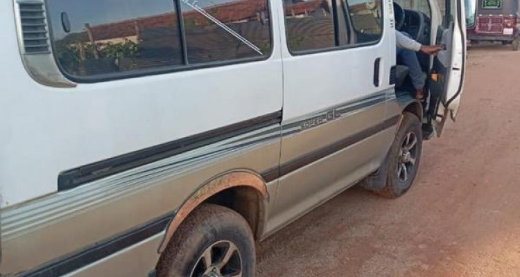 TOYOTA HIACE 1990