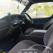TOYOTA HIACE 1990