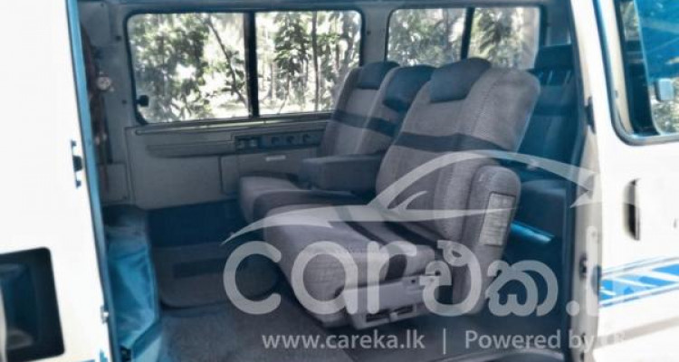 MAZDA BONGO 1999