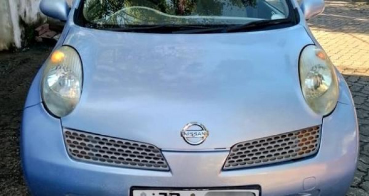 NISSAN MARCH AK12 2002