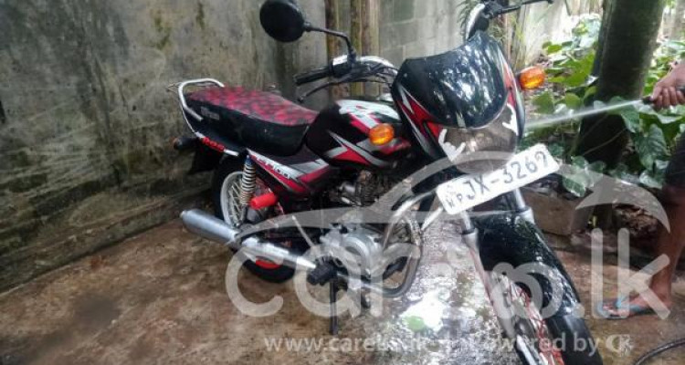 BAJAJ CT100 2004