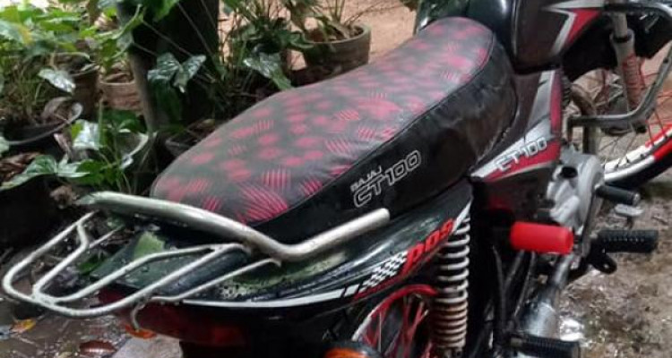 BAJAJ CT100 2004
