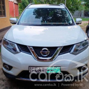 NISSAN X TRAIL 2015