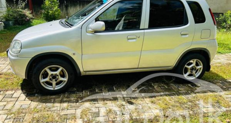 SUZUKI SWIFT 2003
