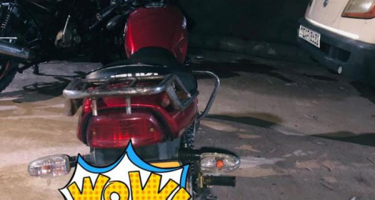 SUZUKI GS125 2010