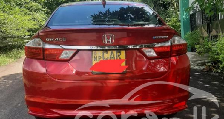 HONDA GRACE 2016